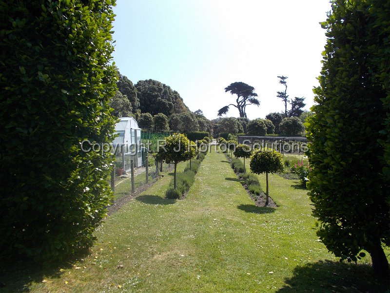 Tresco Abbey - U